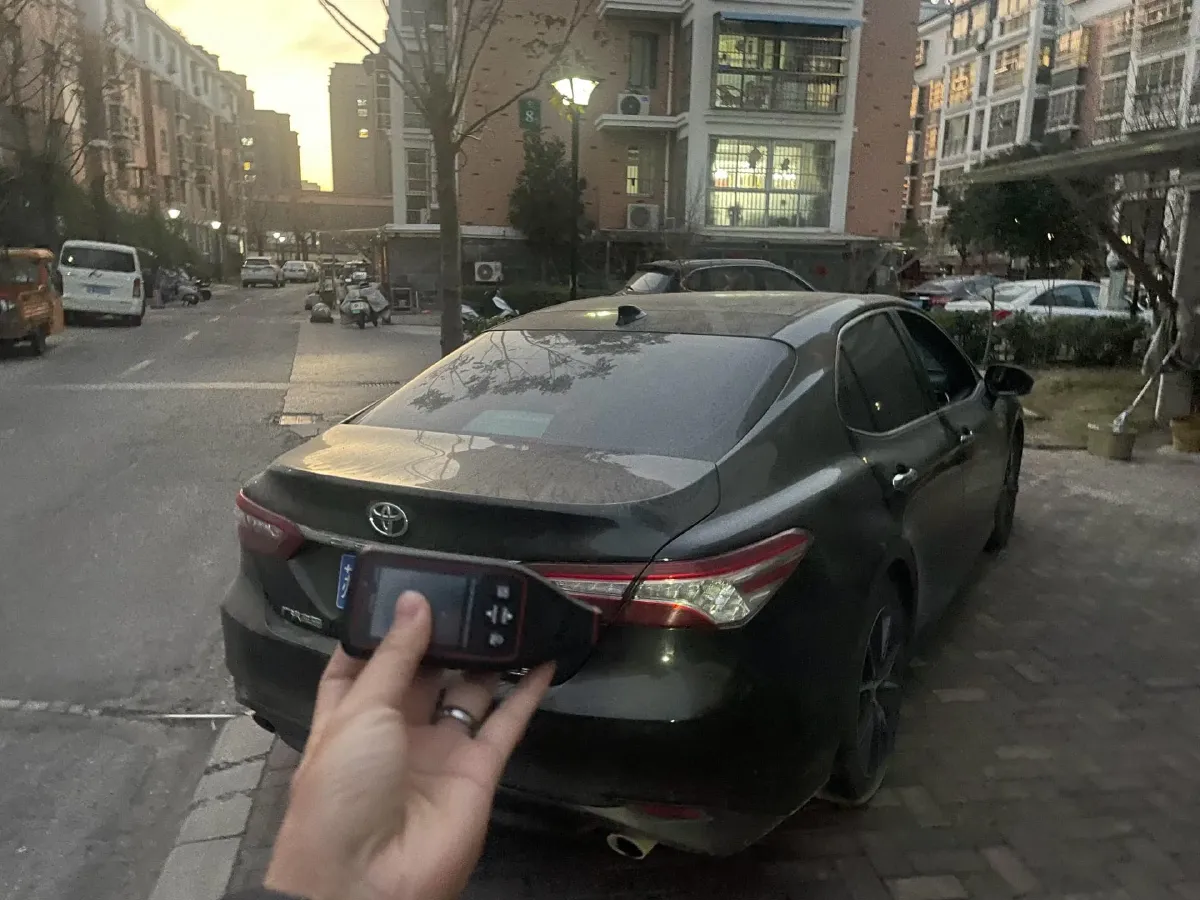 2021 Toyota Camry 2.5L 209HP L4 8AT,autocango,china used car exporter,china ev exporter,chinese used car exporter,chinese used ev exporter