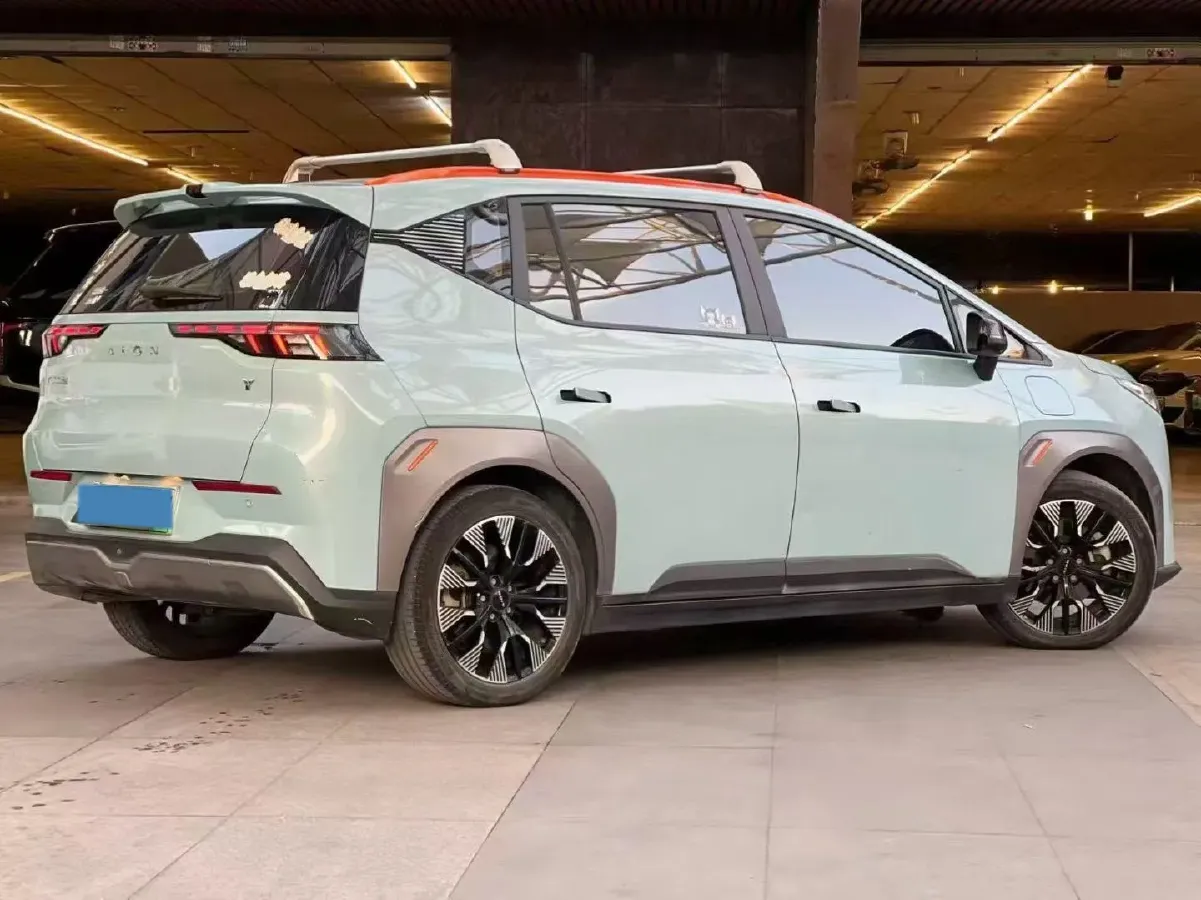 2022 Geely Okavango 1.8T 184HP L4 7DCT,autocango,china used car exporter,china ev exporter,chinese used car exporter,chinese used ev exporter