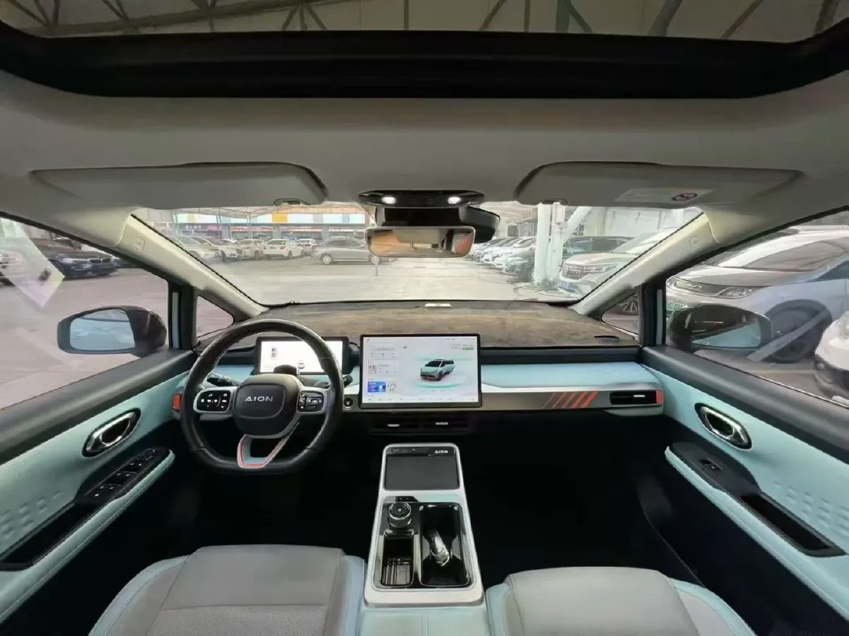 2022 Geely Okavango 1.8T 184HP L4 7DCT,autocango,china used car exporter,china ev exporter,chinese used car exporter,chinese used ev exporter