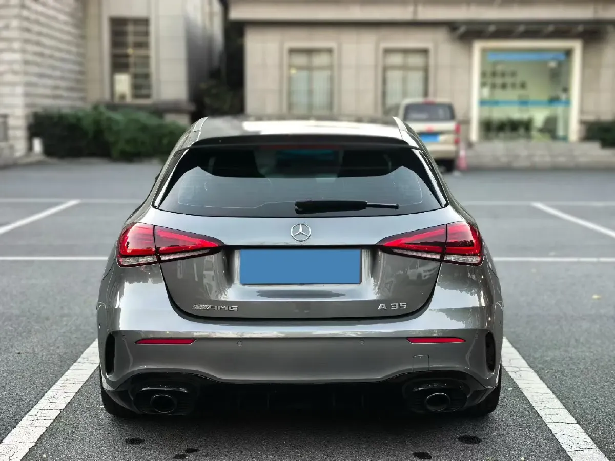 2020 Mercedes-Benz A AMG 2.0T 306HP L4 7DCT,autocango,china used car exporter,china ev exporter,chinese used car exporter,chinese used ev exporter