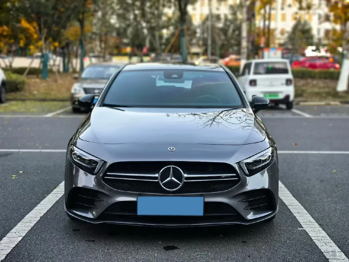 2020 Mercedes-Benz A AMG 2.0T 306HP L4 7DCT,autocango,china used car exporter,china ev exporter,chinese used car exporter,chinese used ev exporter