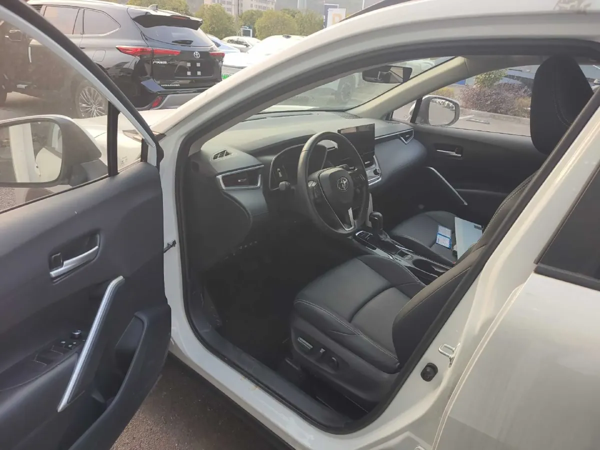 2023 Toyota Frontlander 2.0L 152HP L4 E-CVT Hybrid,autocango,china used car exporter,china ev exporter,chinese used car exporter,chinese used ev exporter