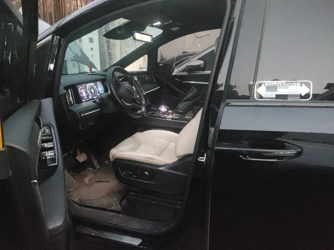 2023 GAC Trumpchi M8 2.0T 190HP L4 E-CVT Hybrid,autocango,china used car exporter,china ev exporter,chinese used car exporter,chinese used ev exporter