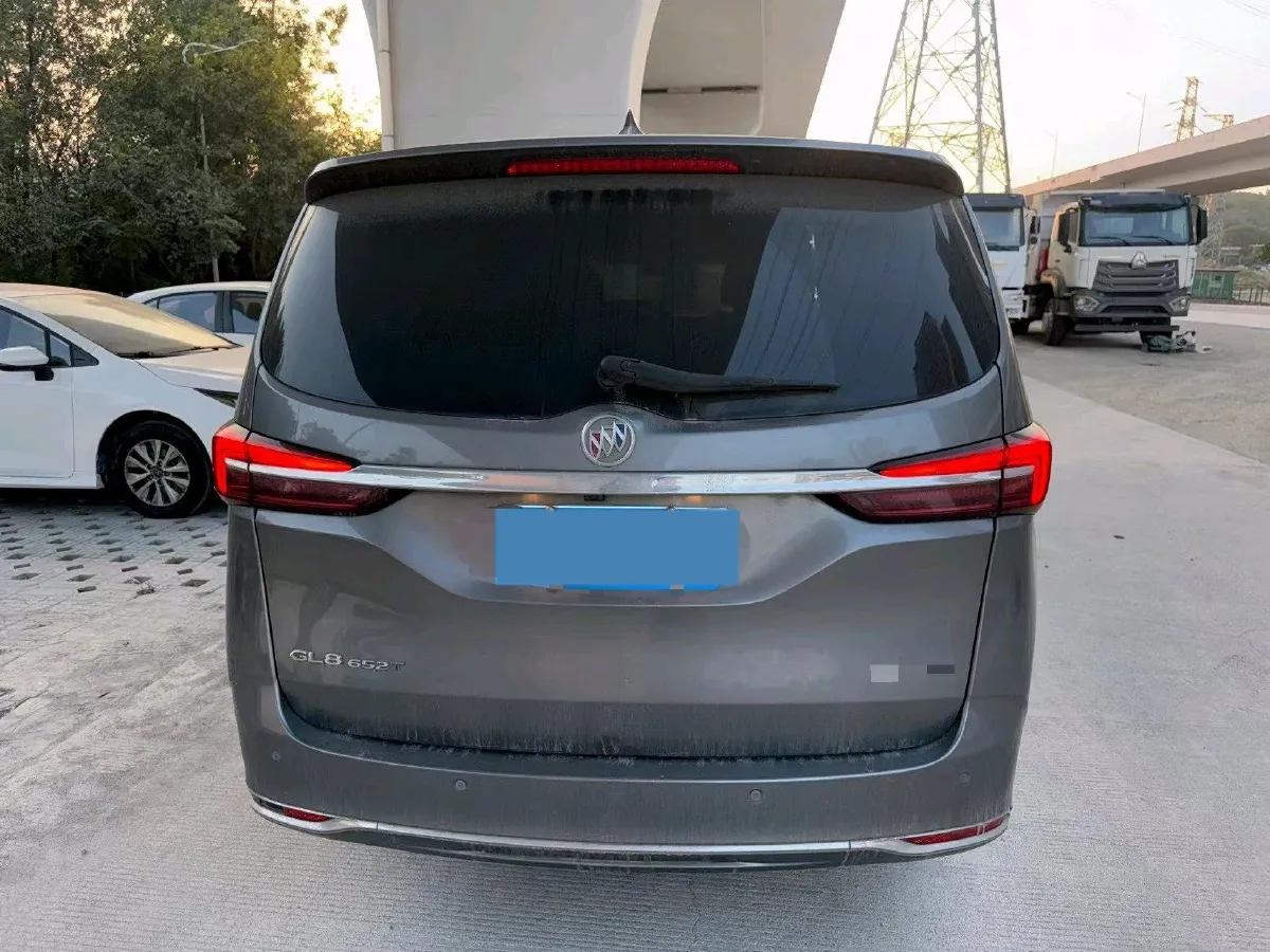 2022 Buick GL8 2.0T 237HP L4 9AT,autocango,china used car exporter,china ev exporter,chinese used car exporter,chinese used ev exporter