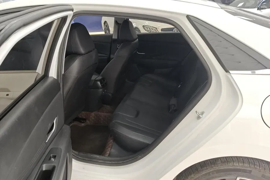 2023 Hyundai Elantra 1.5L 115HP L4 CVT,autocango,china used car exporter,china ev exporter,chinese used car exporter,chinese used ev exporter