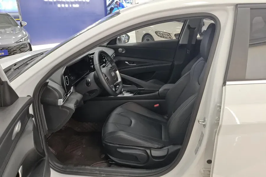 2023 Hyundai Elantra 1.5L 115HP L4 CVT,autocango,china used car exporter,china ev exporter,chinese used car exporter,chinese used ev exporter