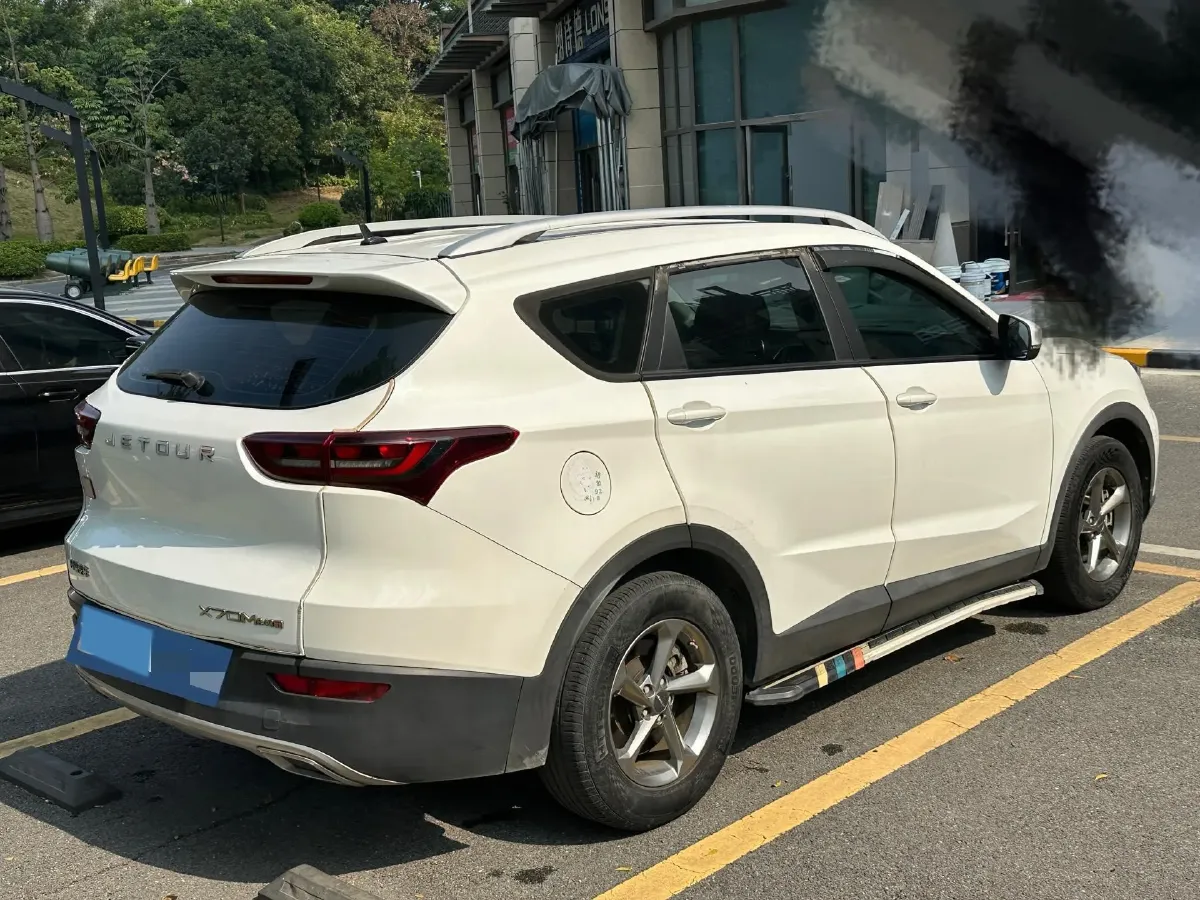 2020 Jetour X70M 1.5T 156HP L4 6MT,autocango,china used car exporter,china ev exporter,chinese used car exporter,chinese used ev exporter