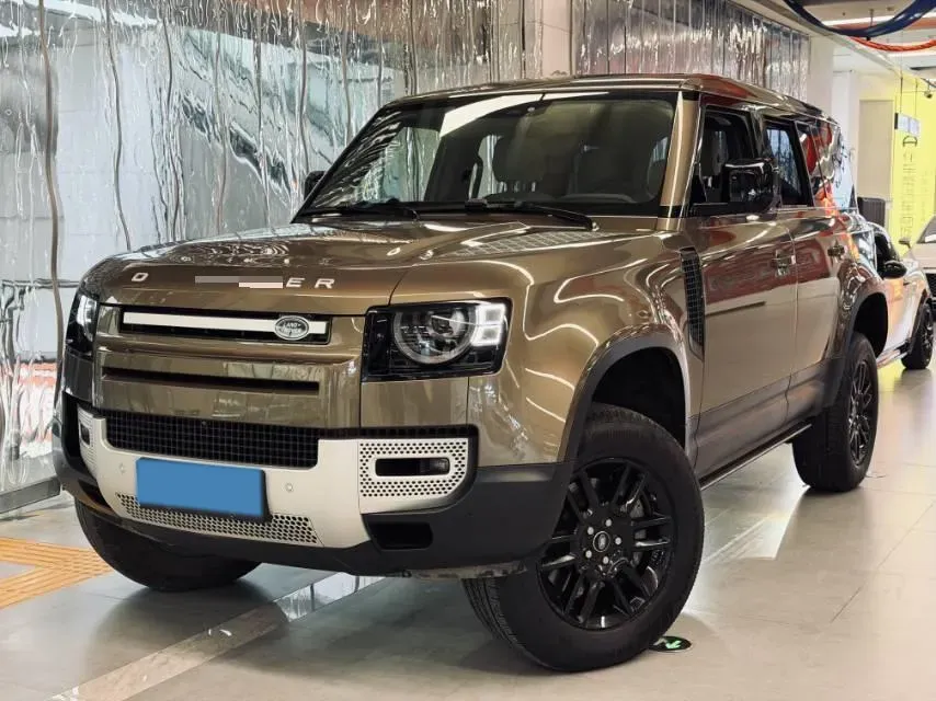 2020 Land Rover Defender 3.0T 400HP L6 8AT,autocango,china used car exporter,china ev exporter,chinese used car exporter,chinese used ev exporter