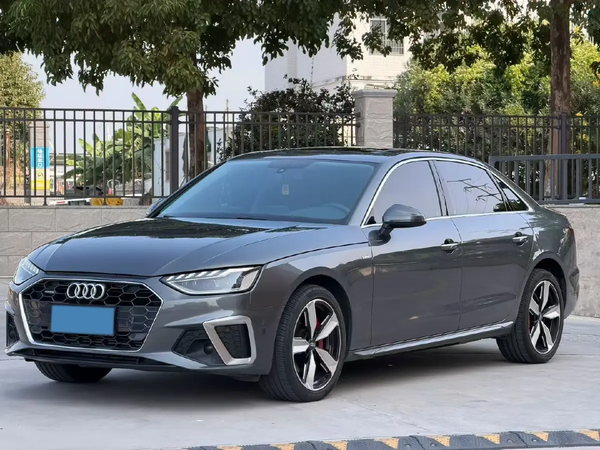 2020 Audi A4L 2.0T 190HP L4 7DCT