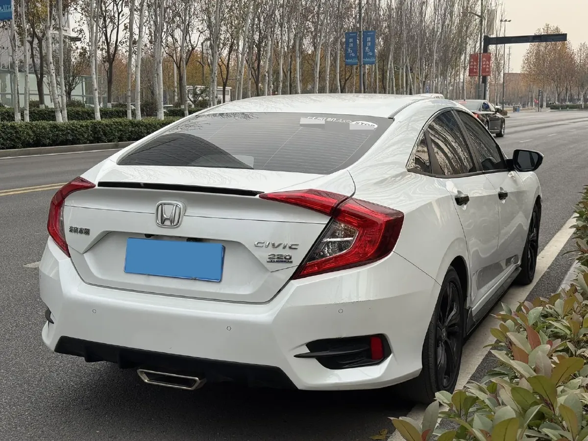 2019 Honda Civic 1.5T 177HP L4 CVT,autocango,china used car exporter,china ev exporter,chinese used car exporter,chinese used ev exporter