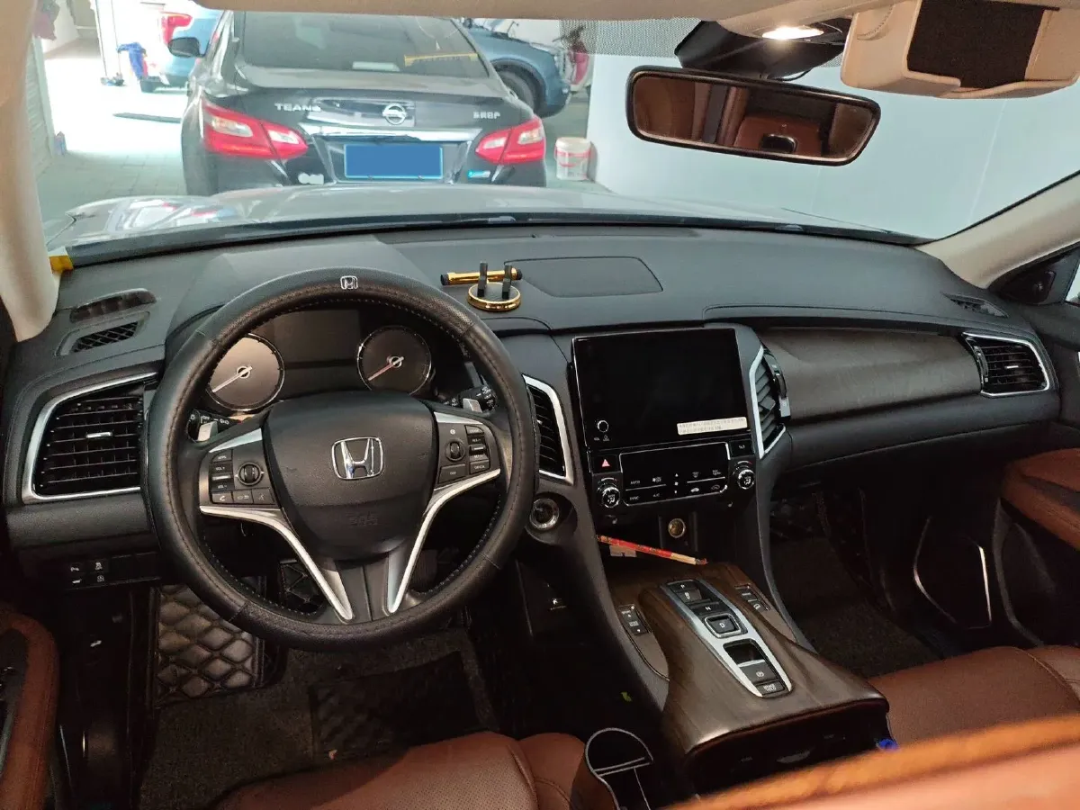 2020 Honda Avancier 2.0T 272HP L4 9AT,autocango,china used car exporter,china ev exporter,chinese used car exporter,chinese used ev exporter