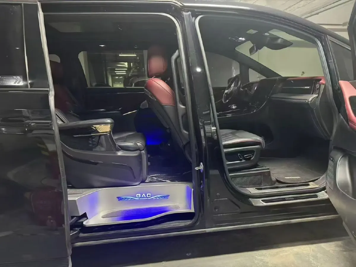 2023 GAC Trumpchi M8 2.0T 190HP L4 E-CVT Hybrid,autocango,china used car exporter,china ev exporter,chinese used car exporter,chinese used ev exporter