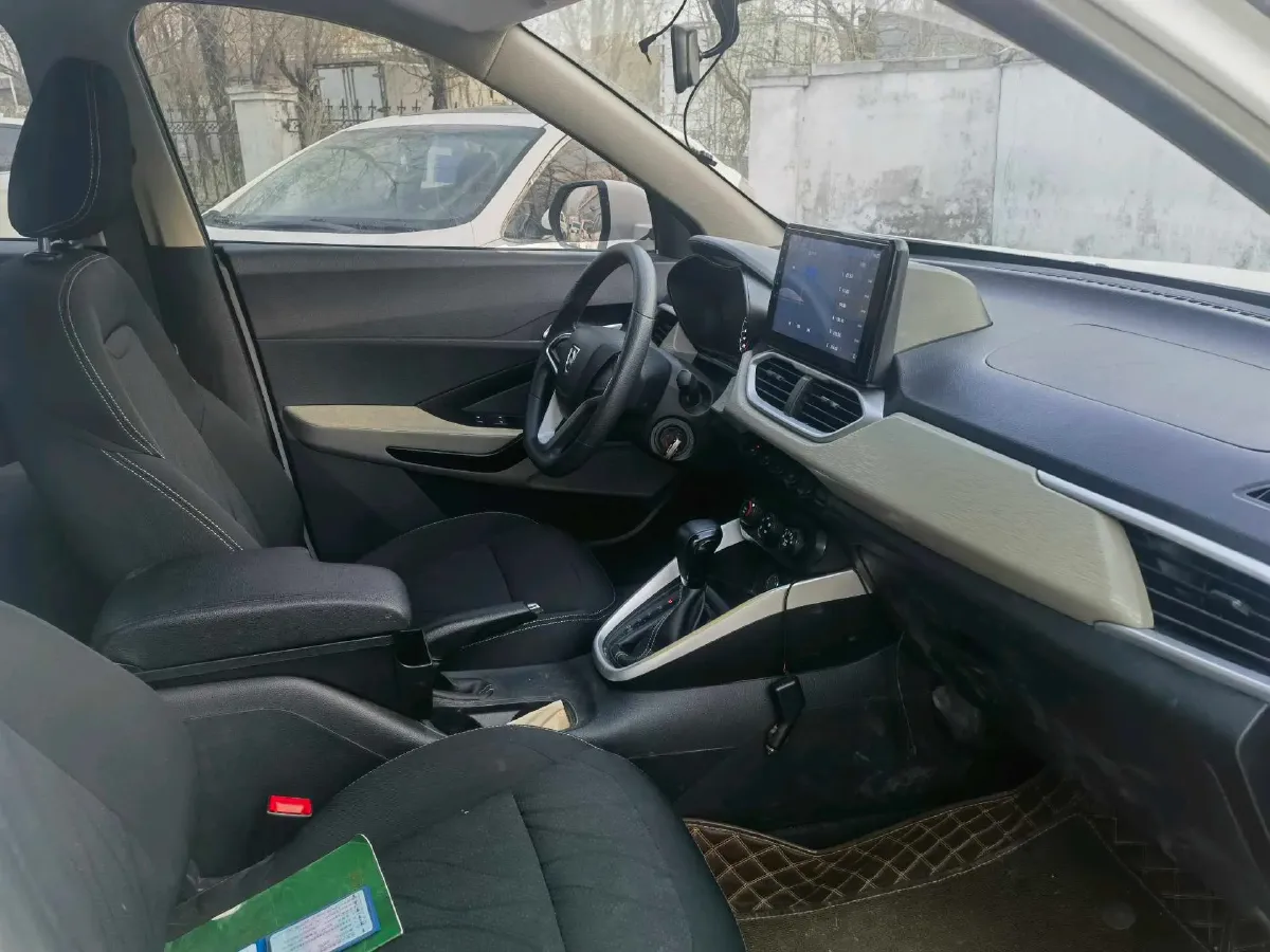 2019 WuLing HongGuang 1.5L 99HP L4 6MT,autocango,china used car exporter,china ev exporter,chinese used car exporter,chinese used ev exporter