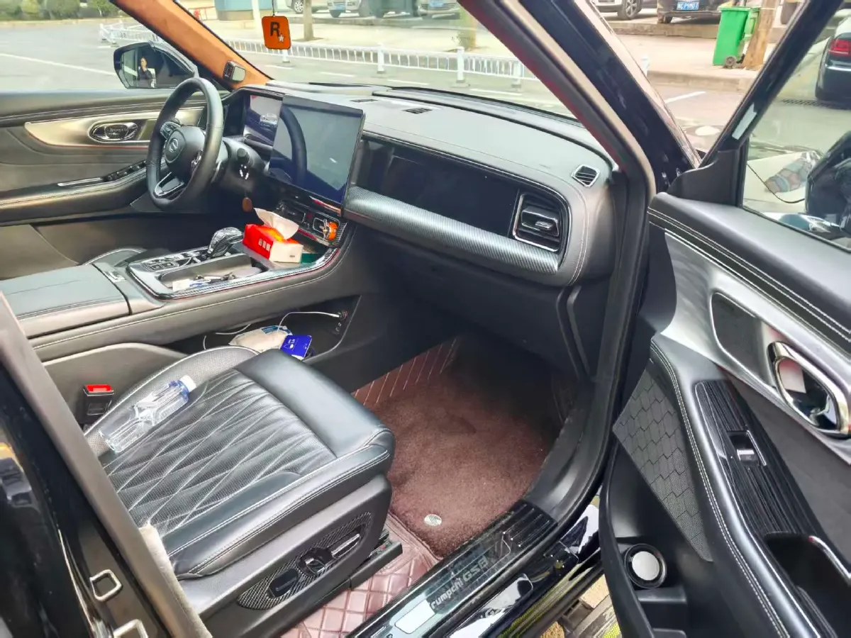 2022 GAC Trumpchi GS8 2.0T 252HP L4 8AT,autocango,china used car exporter,china ev exporter,chinese used car exporter,chinese used ev exporter