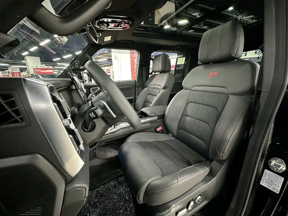 2023 Jetour Traveller 2.0T 254HP L4 7DCT,autocango,china used car exporter,china ev exporter,chinese used car exporter,chinese used ev exporter