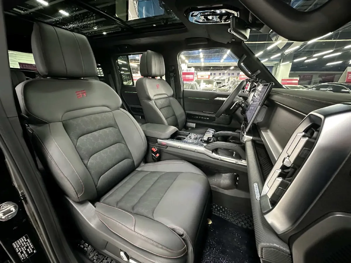 2023 Jetour Traveller 2.0T 254HP L4 7DCT,autocango,china used car exporter,china ev exporter,chinese used car exporter,chinese used ev exporter