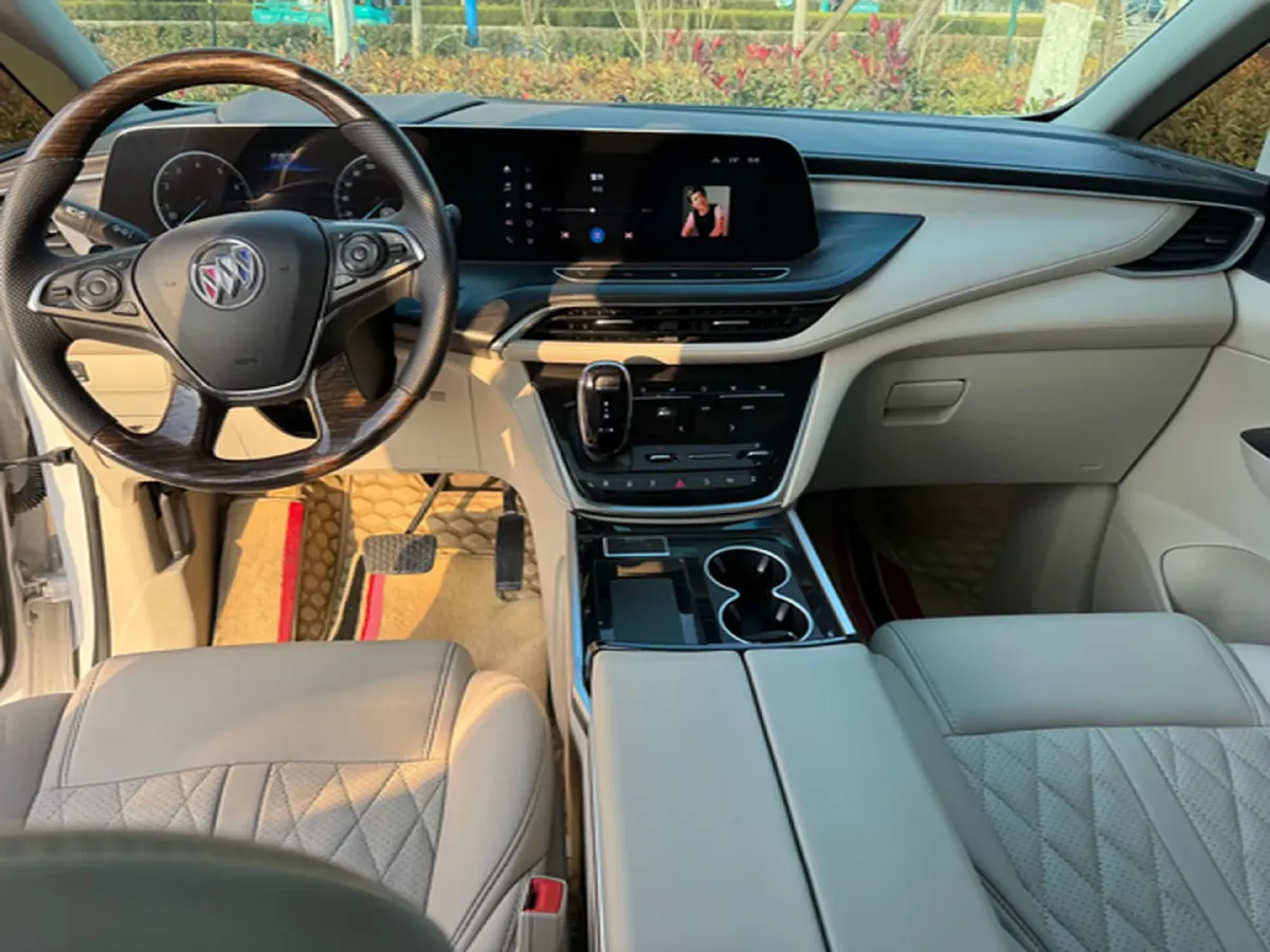 2022 Buick GL8 2.0T 237HP L4 9AT,autocango,china used car exporter,china ev exporter,chinese used car exporter,chinese used ev exporter