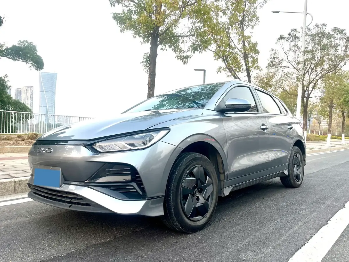 2024 BYD e2 BEV 43.2KWH