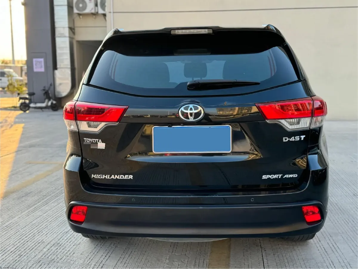 2018 Toyota Highlander 2.0T 220HP L4 6AT,autocango,china used car exporter,china ev exporter,chinese used car exporter,chinese used ev exporter