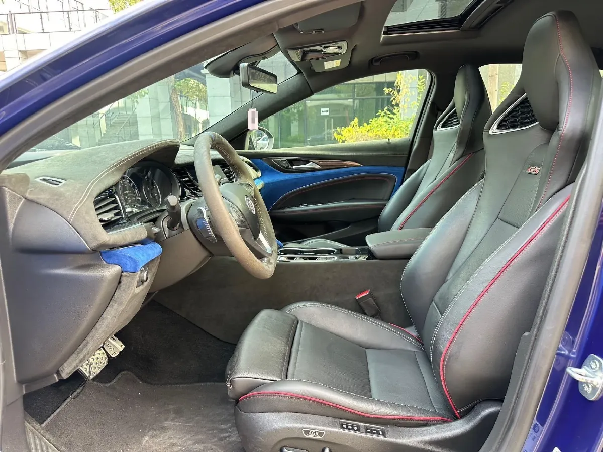 2020 Buick Regal 2.0T 237HP L4 9AT,autocango,china used car exporter,china ev exporter,chinese used car exporter,chinese used ev exporter