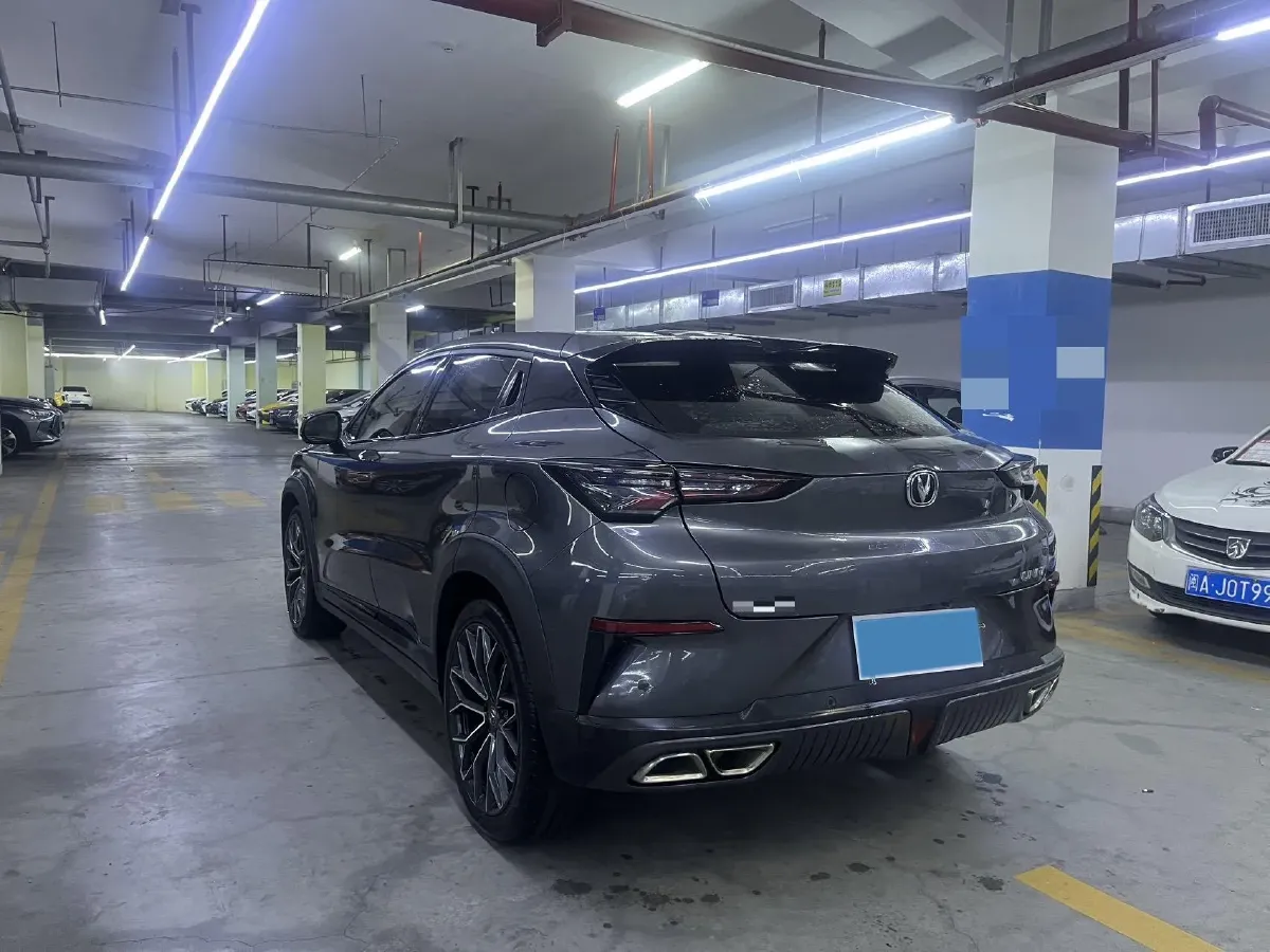 2022 ChangAn UNI-T 1.5T 188HP L4 7DCT,autocango,china used car exporter,china ev exporter,chinese used car exporter,chinese used ev exporter
