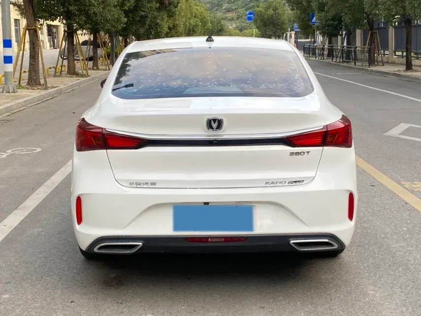 2021 ChangAn Eado 1.4T 160HP L4 7DCT,autocango,china used car exporter,china ev exporter,chinese used car exporter,chinese used ev exporter
