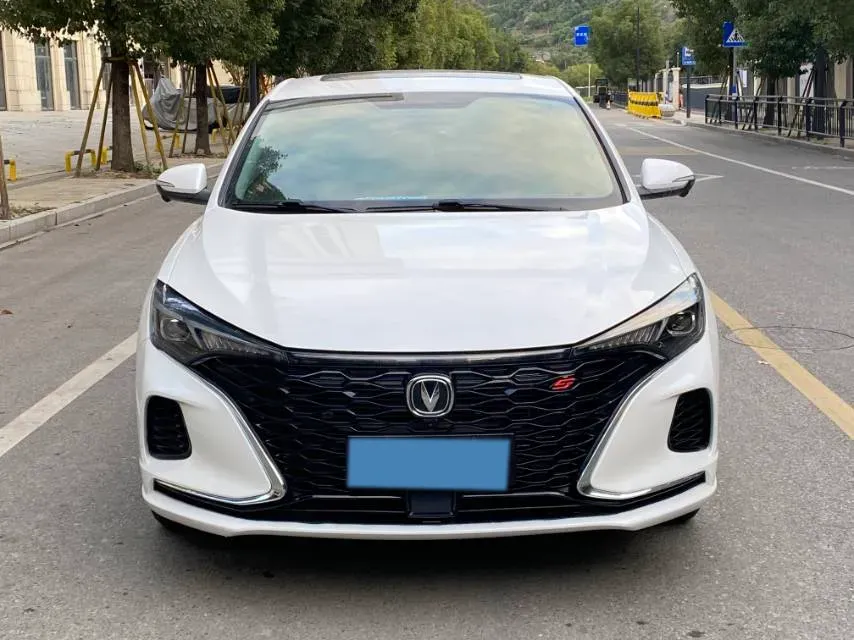2021 ChangAn Eado 1.4T 160HP L4 7DCT,autocango,china used car exporter,china ev exporter,chinese used car exporter,chinese used ev exporter