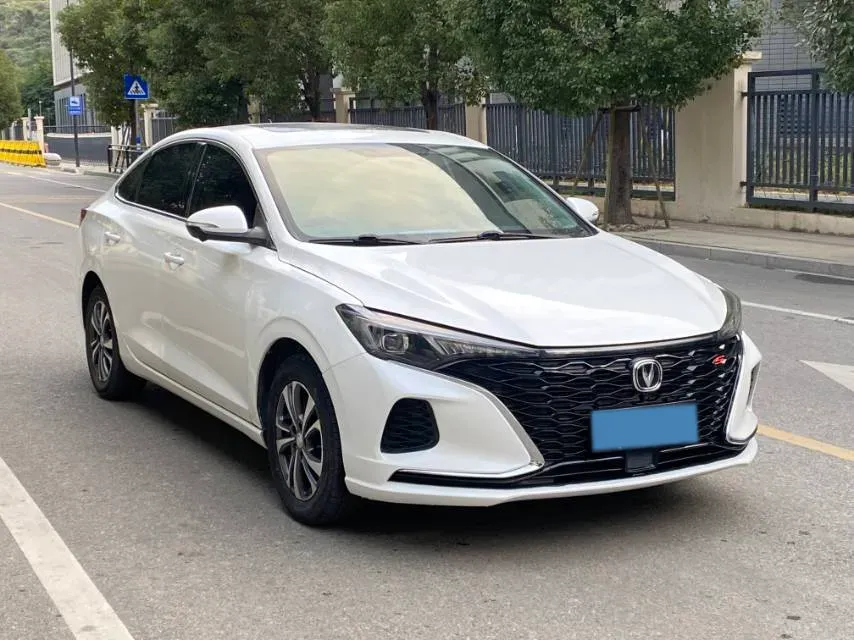 2021 ChangAn Eado 1.4T 160HP L4 7DCT,autocango,china used car exporter,china ev exporter,chinese used car exporter,chinese used ev exporter