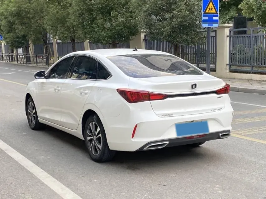 2021 ChangAn Eado 1.4T 160HP L4 7DCT,autocango,china used car exporter,china ev exporter,chinese used car exporter,chinese used ev exporter