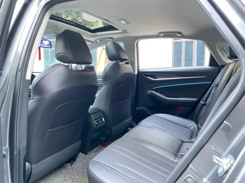 2021 ChangAn Eado 1.6L 128HP L4 CVT,autocango,china used car exporter,china ev exporter,chinese used car exporter,chinese used ev exporter