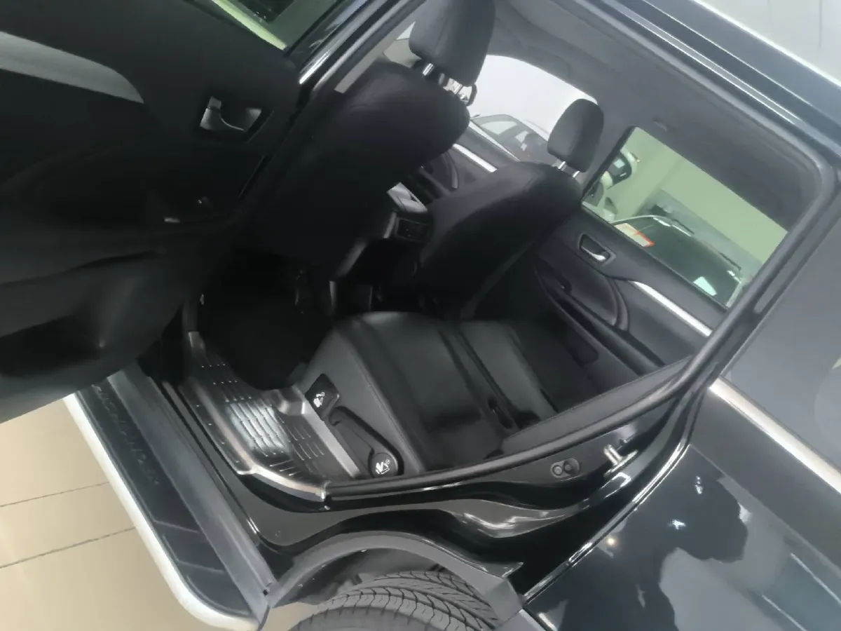 2018 Toyota Highlander 2.0T 220HP L4 6AT,autocango,china used car exporter,china ev exporter,chinese used car exporter,chinese used ev exporter
