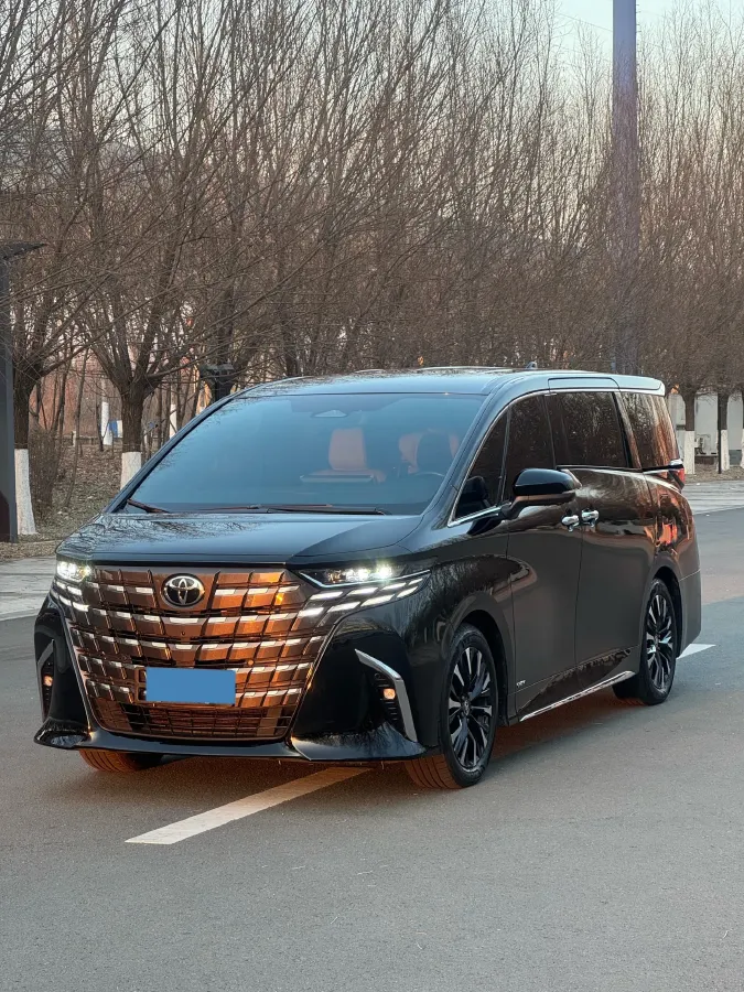 2024 Toyota Alphard 2.5L 190HP L4 E-CVT Hybrid,autocango,china used car exporter,china ev exporter,chinese used car exporter,chinese used ev exporter