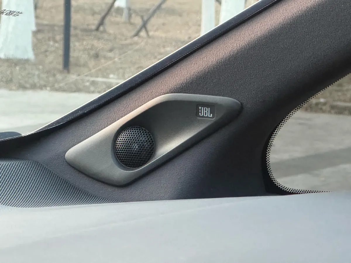 2024 Toyota Alphard 2.5L 190HP L4 E-CVT Hybrid,autocango,china used car exporter,china ev exporter,chinese used car exporter,chinese used ev exporter