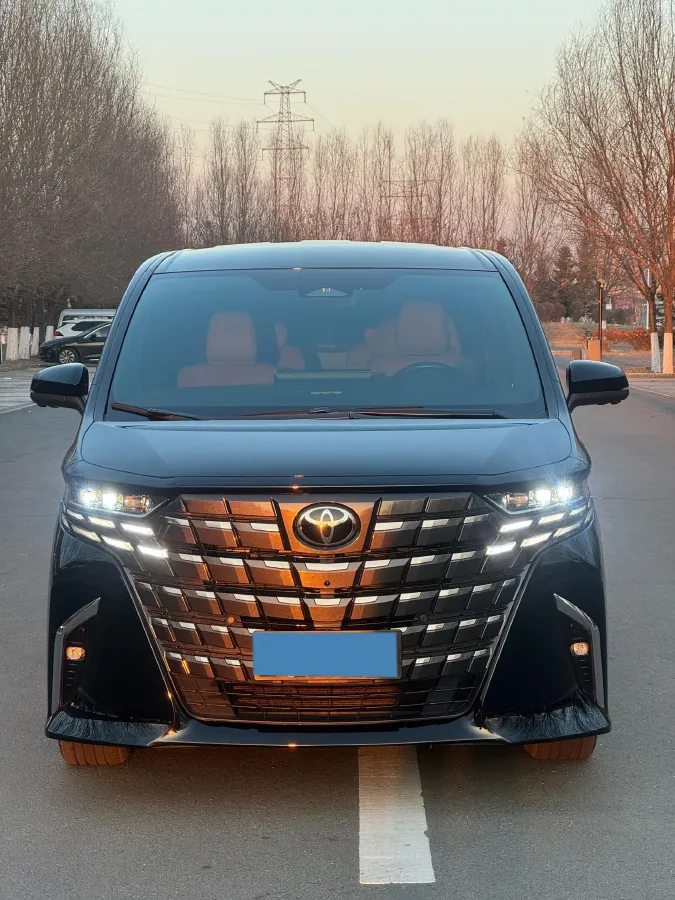 2024 Toyota Alphard 2.5L 190HP L4 E-CVT Hybrid,autocango,china used car exporter,china ev exporter,chinese used car exporter,chinese used ev exporter