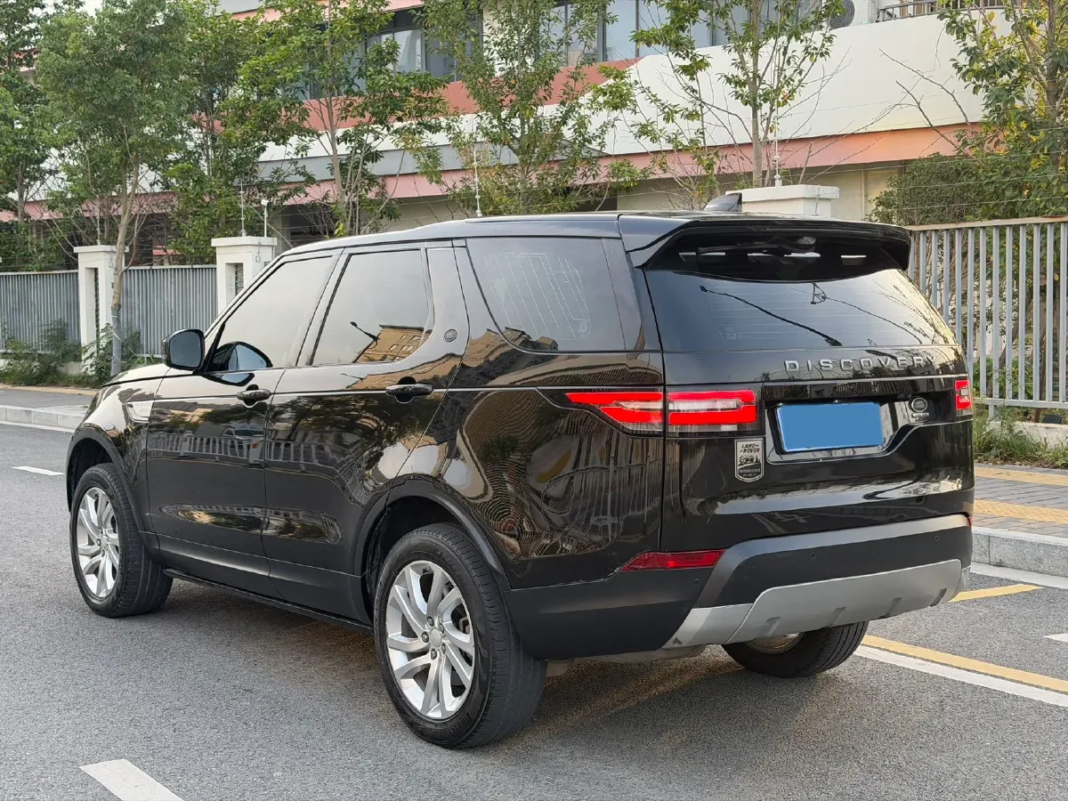 2018 Land Rover Discovery 3.0T 340HP V6 8AT,autocango,china used car exporter,china ev exporter,chinese used car exporter,chinese used ev exporter