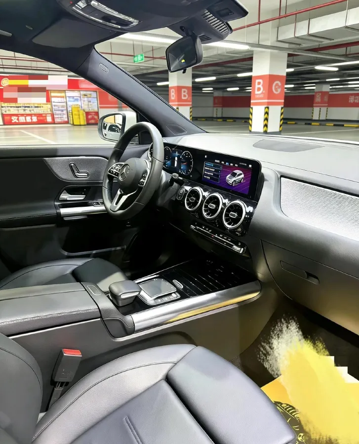2020 Mercedes-Benz GLA Class 1.3T 136HP L4 7DCT,autocango,china used car exporter,china ev exporter,chinese used car exporter,chinese used ev exporter