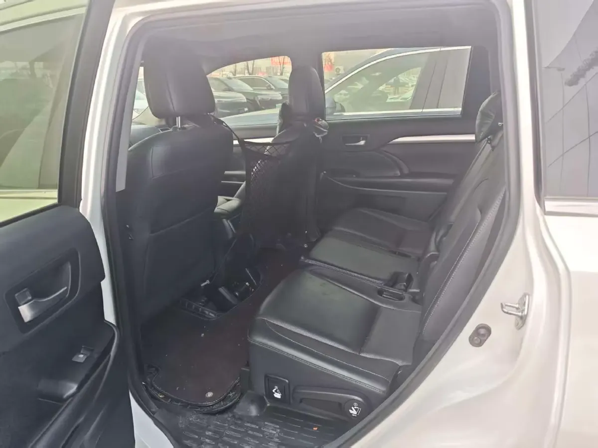 2018 Toyota Highlander 2.0T 220HP L4 6AT,autocango,china used car exporter,china ev exporter,chinese used car exporter,chinese used ev exporter