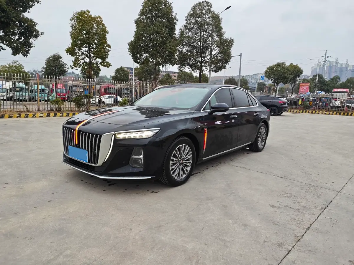 2023 HongQi H5 2.0T 224HP L4 8AT