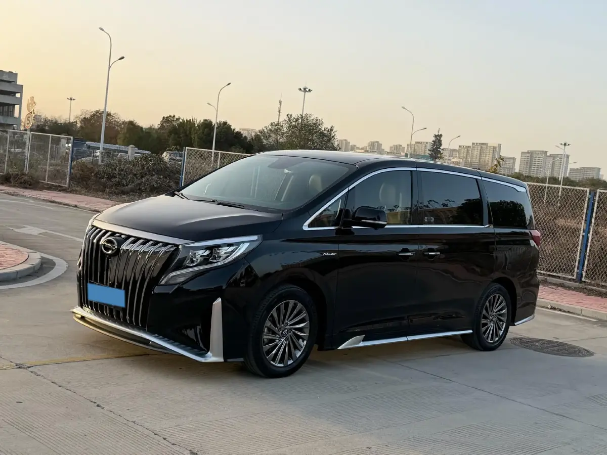 2021 GAC Trumpchi M8 2.0T 252HP L4 8AT