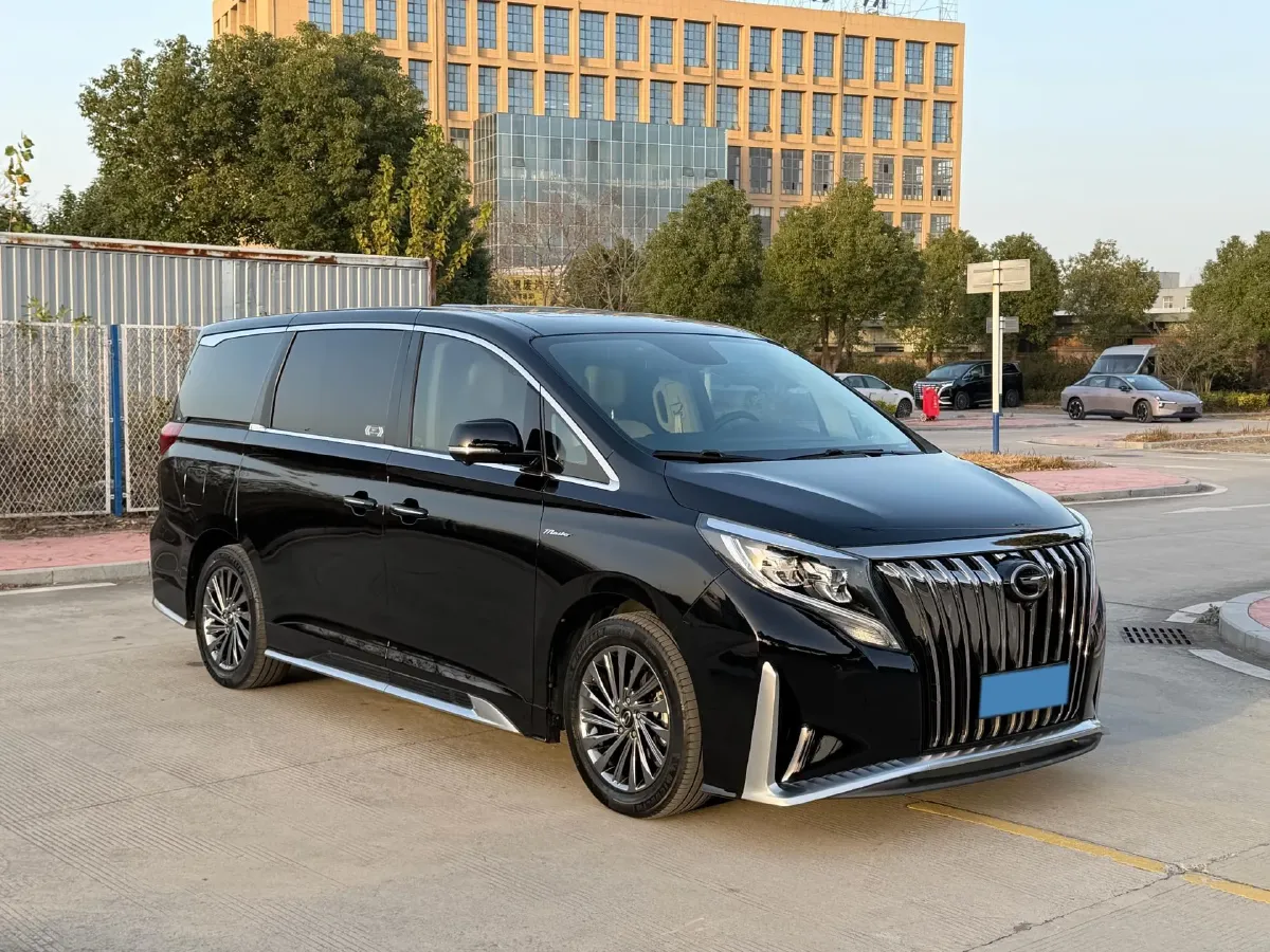 2021 GAC Trumpchi M8 2.0T 252HP L4 8AT,autocango,china used car exporter,china ev exporter,chinese used car exporter,chinese used ev exporter