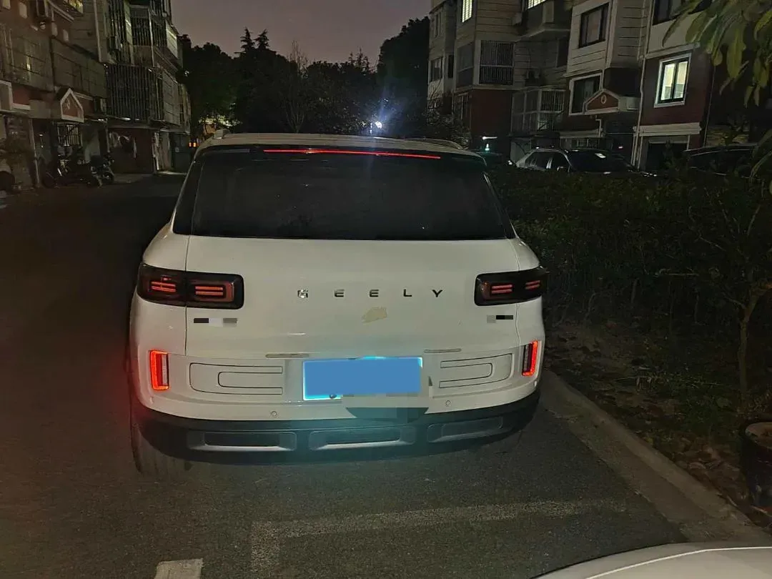 2020 Geely ICON 1.5T 177HP L3 7DCT,autocango,china used car exporter,china ev exporter,chinese used car exporter,chinese used ev exporter