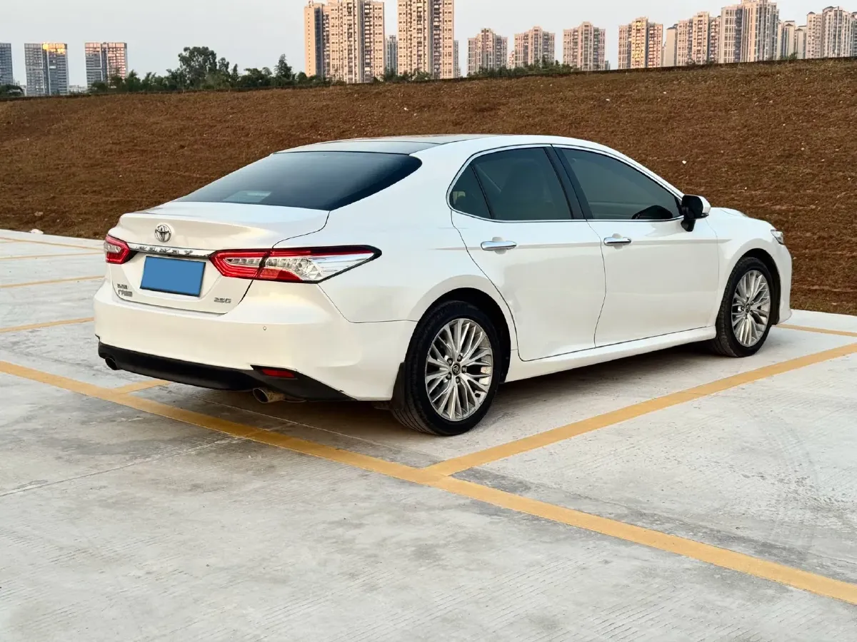 2018 Toyota Camry 2.5L 209HP L4 8AT,autocango,china used car exporter,china ev exporter,chinese used car exporter,chinese used ev exporter