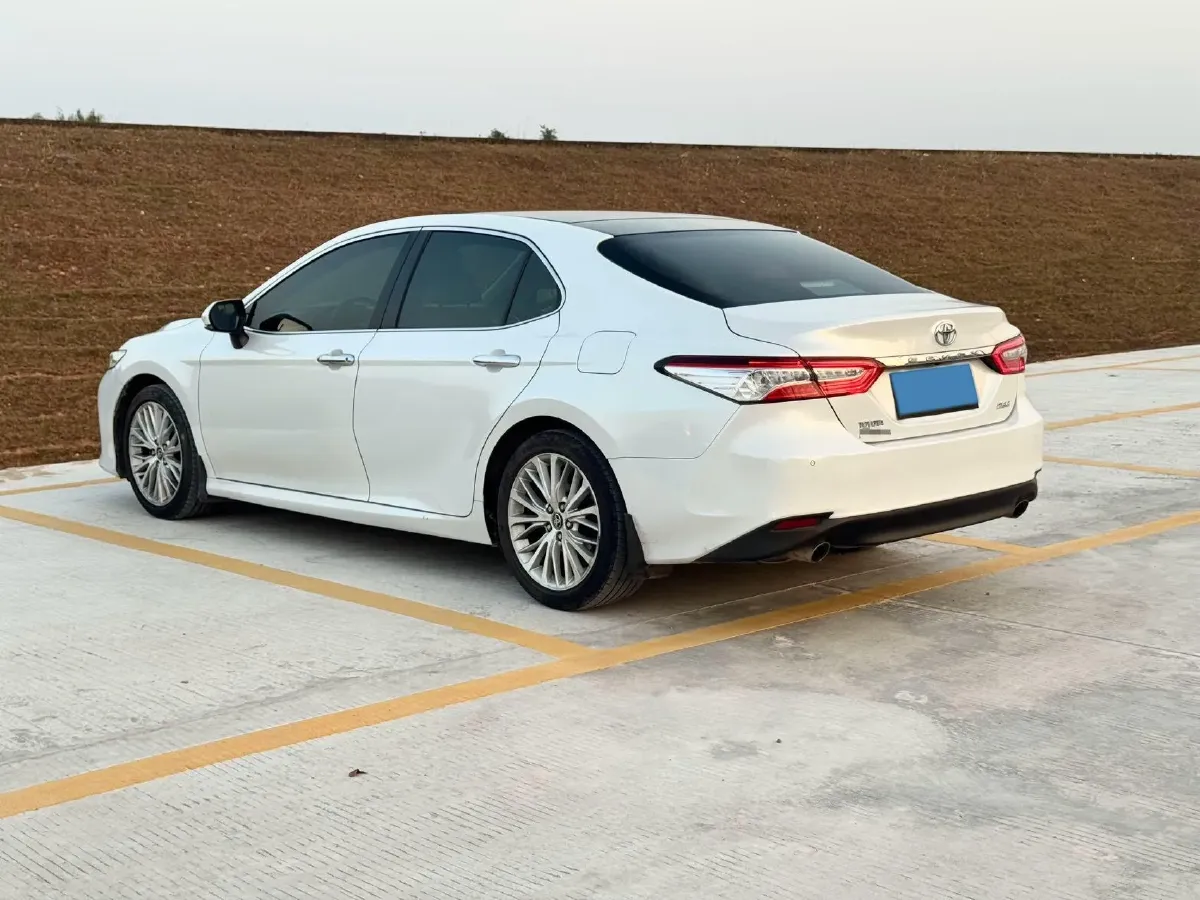 2018 Toyota Camry 2.5L 209HP L4 8AT,autocango,china used car exporter,china ev exporter,chinese used car exporter,chinese used ev exporter