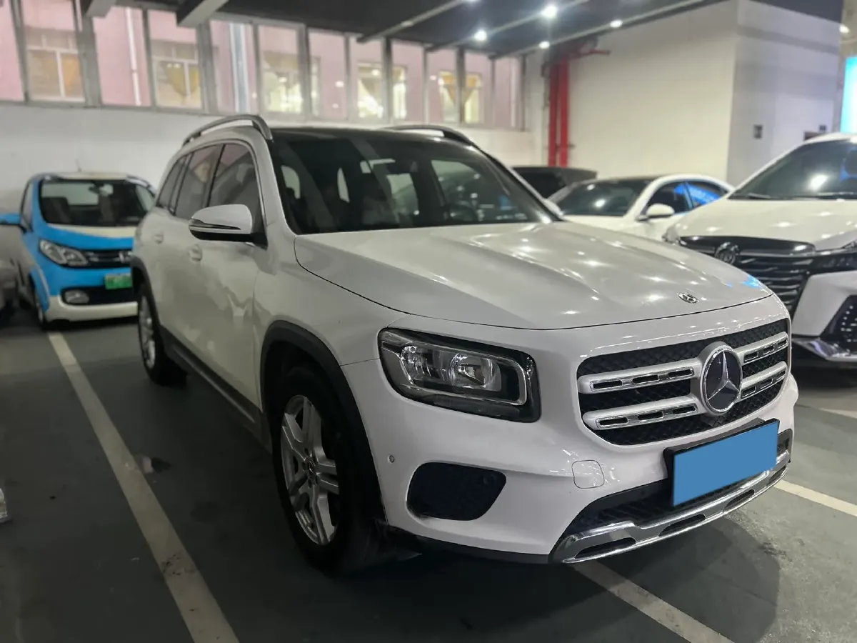 2021 Mercedes-Benz GLB Class 1.3T 136HP L4 7DCT,autocango,china used car exporter,china ev exporter,chinese used car exporter,chinese used ev exporter