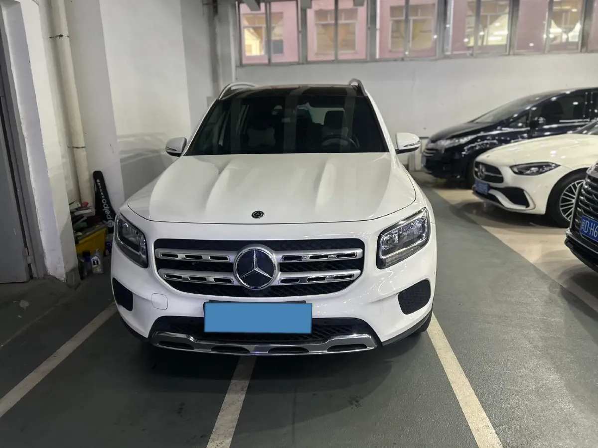 2021 Mercedes-Benz GLB Class 1.3T 136HP L4 7DCT,autocango,china used car exporter,china ev exporter,chinese used car exporter,chinese used ev exporter