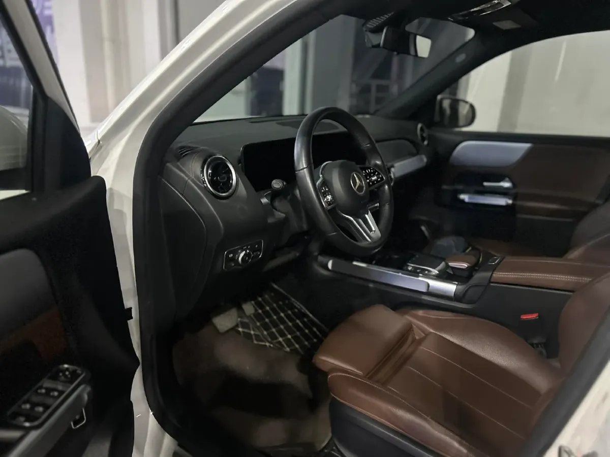 2021 Mercedes-Benz GLB Class 1.3T 136HP L4 7DCT,autocango,china used car exporter,china ev exporter,chinese used car exporter,chinese used ev exporter