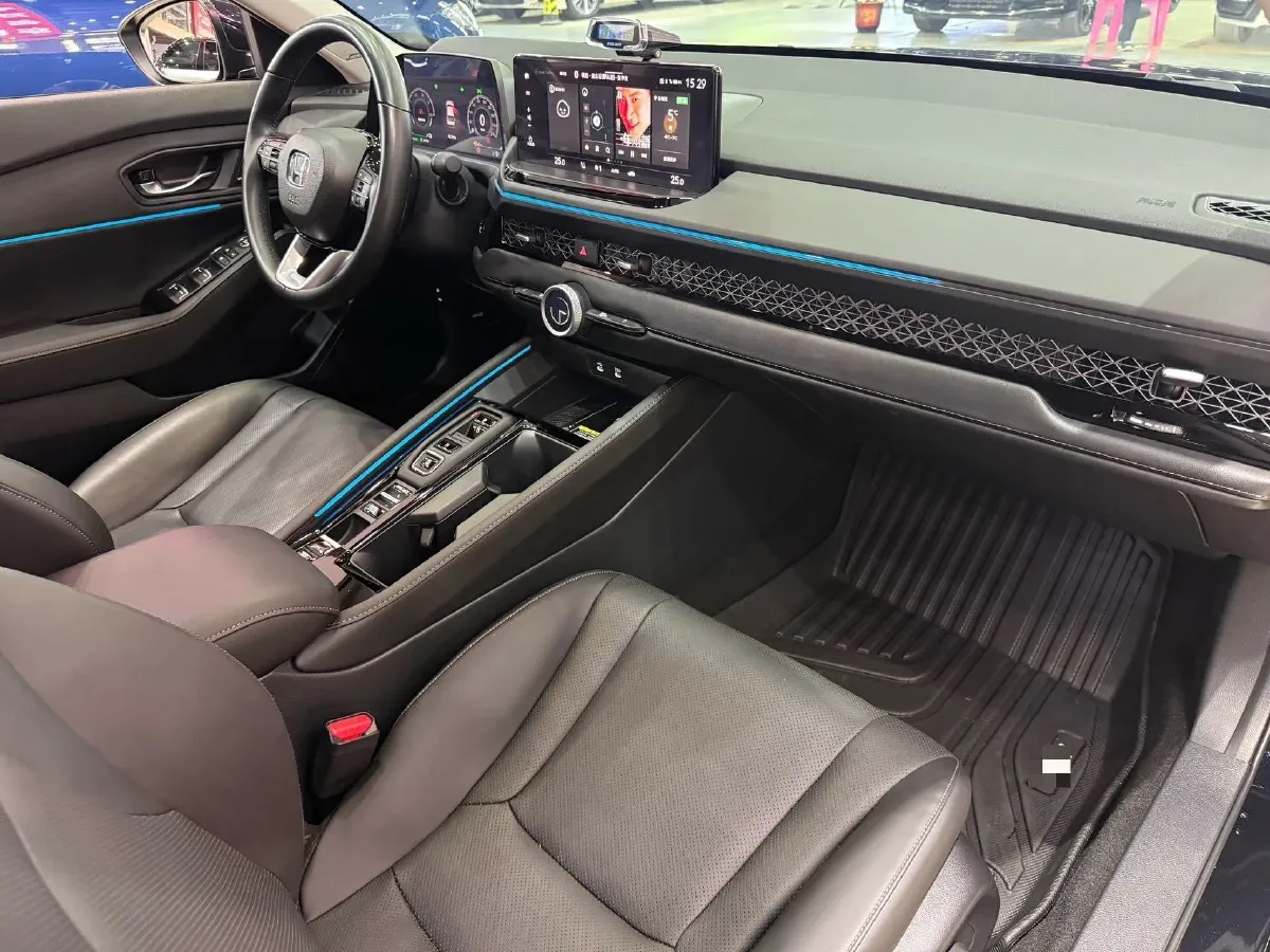 2023 Honda Accord 2.0L 148HP L4 E-CVT PHEV 17.7KWH,autocango,china used car exporter,china ev exporter,chinese used car exporter,chinese used ev exporter