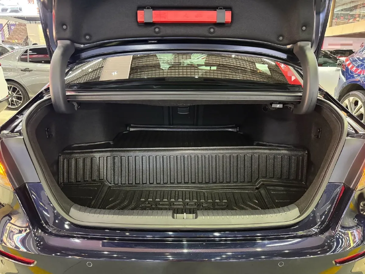 2023 Honda Accord 2.0L 148HP L4 E-CVT PHEV 17.7KWH,autocango,china used car exporter,china ev exporter,chinese used car exporter,chinese used ev exporter