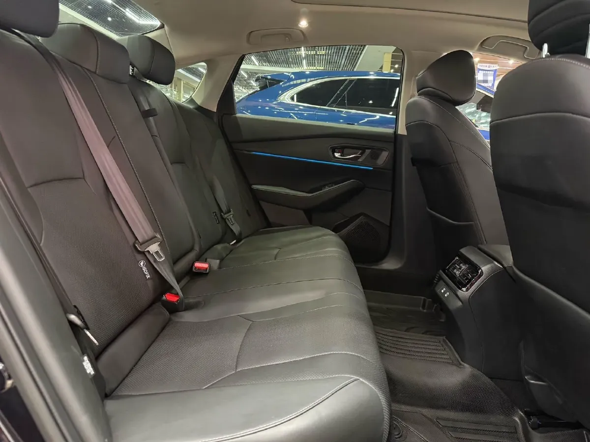 2023 Honda Accord 2.0L 148HP L4 E-CVT PHEV 17.7KWH,autocango,china used car exporter,china ev exporter,chinese used car exporter,chinese used ev exporter