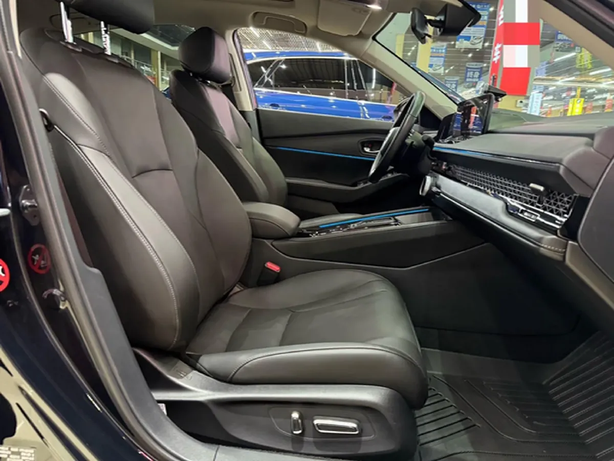 2023 Honda Accord 2.0L 148HP L4 E-CVT PHEV 17.7KWH,autocango,china used car exporter,china ev exporter,chinese used car exporter,chinese used ev exporter